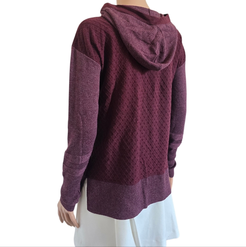 SMARTWOOL WOMEN'S SHADOW PINE HOODIE SWEATER Black Cherry Heather - Picture 8 of 10